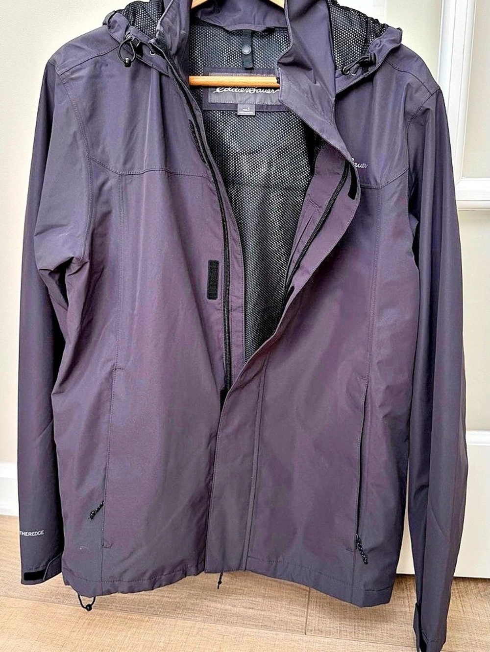 Eddie Bauer men’s rain jacket